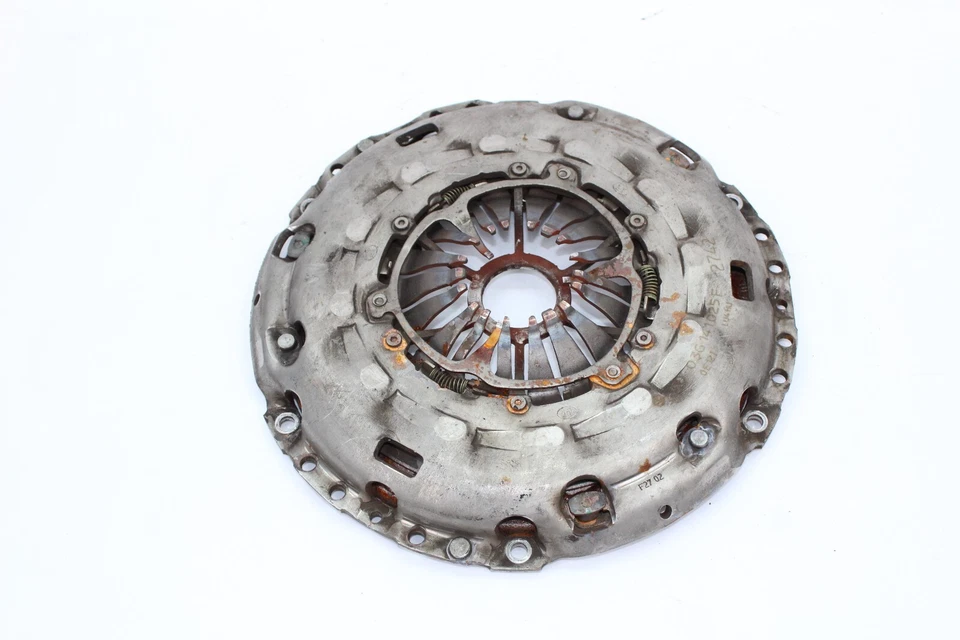 2010-2014 VOLKSWAGEN GOLF JETTA MK6 2.0L TDI DIESEL CJAA PRESSURE PLATE OEM - Image 1 of 4