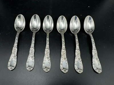 Лот из 6 чайных ложек из чистого серебра с хризантемой Tiffany & Co, 14,5 мм - Изображение 1 из 4