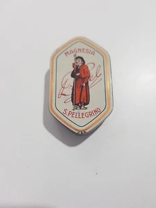 MAGNESIA S. PELLEGRINO SCATOLA LATTA MAGNESIA CON ANICE VINTAGE - Imagen 1 de 3