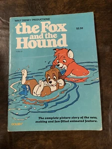 1981 Copyright The Fox and the Hound by Walt Disney Based on the Movie Soft Back - Bild 1 von 3