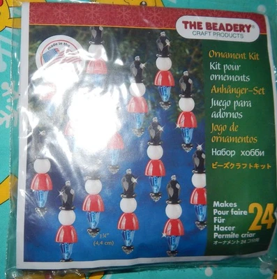 El soldado Beadery árbol de Navidad adorno kit nuevo en paquete hace 24 cuentas navideñas Foto 1 de 2