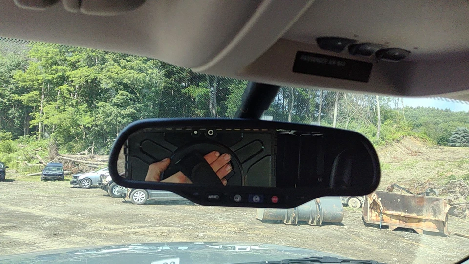 Espejo retrovisor ESCALADE 14 ESV Foto 1 de 1