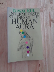 Intermediate Studies of the Human Aura by Djwal Kul SC 1983 - Picture 1 of 1
