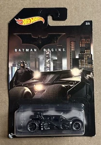 Hot Wheels Batman 2015 Batcycle 1:64 Scale 3/6 NIP - Picture 1 of 1