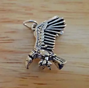 Dije de plata de ley 18x18 mm 4,5 gramos buitre volador o buitre a punto de aterrizar - Imagen 1 de 4