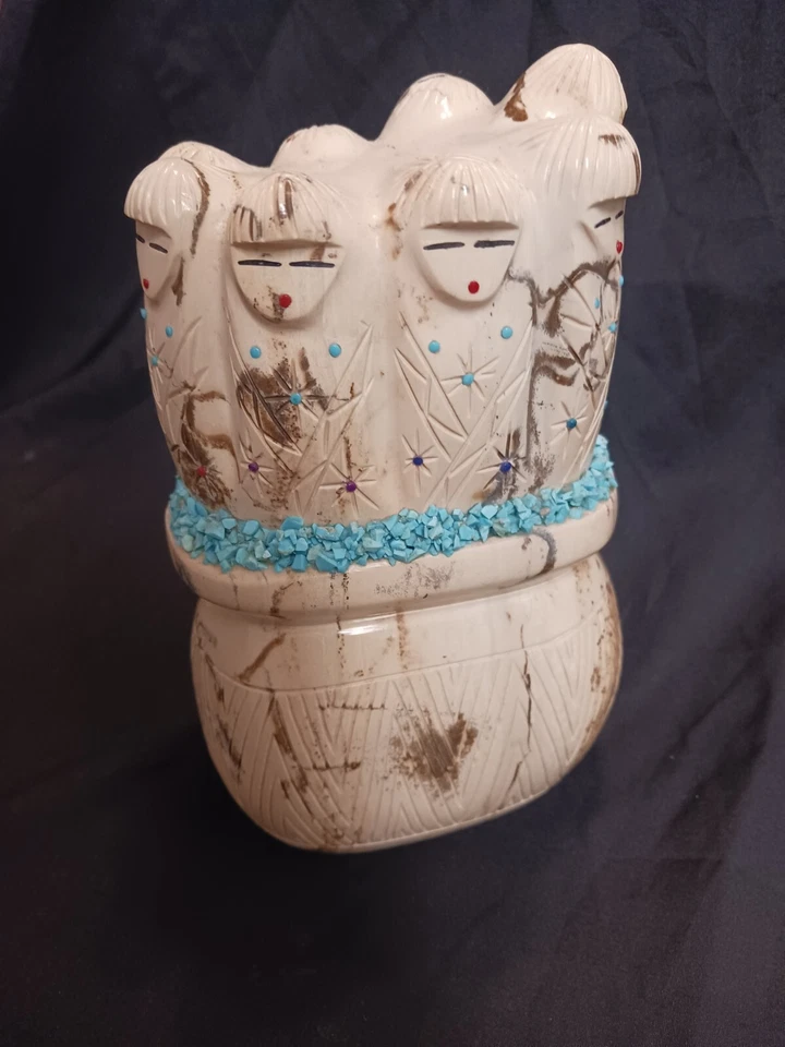 大量 Zuni Fishrock 8 玉米少女恋物癖雕刻 Terrence Martza 著  — 第 1/4 张图片