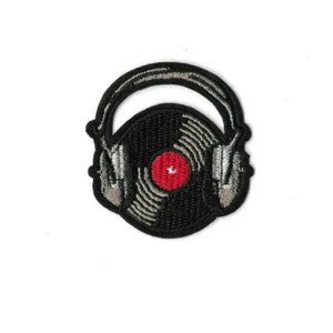 Vinyl Record Headphones Iron on Embroidered Patch Fabric Badge 5.5cm x 5.5cm - Picture 1 of 2