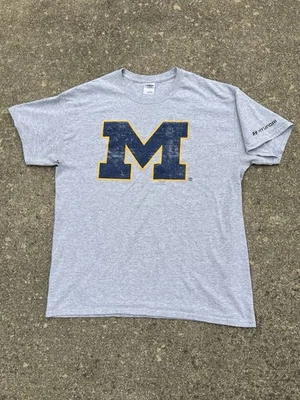 DISTRESSED Vintage Y2K 2000s University Of Michigan Wolverines Hyundai T Shirt L - Image 1 of 4