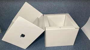 Apple Mac Studio (1TB SSD, M2 Ultra, 64GB) Silber - MQH63LL/A (Juni, 2023) - Bild 1 von 2