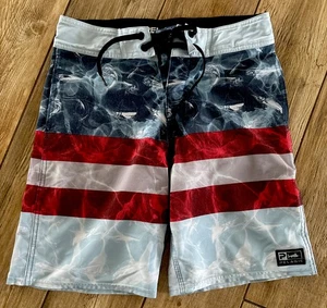 Pelagic Shorts Herren 28 American Flag Boardshorts Angeln Badehose Patriotisch - Bild 1 von 10