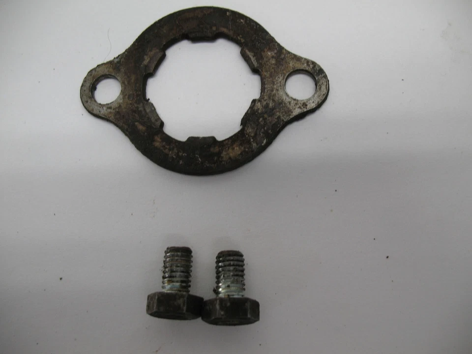 1975 HONDA CB360 CB 360 T DRIVE SPROCKET FIXING PLATE 23811-292-000 - Image 1 of 4