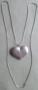 Vintage 925 Sterling Silver 29" Etched Heart Pendant Necklace FGS Italy - Bild 1 von 7