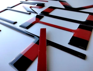 LETRAS DE PORTÓN TRASERO ABOVEDADO LÍNEA ROJA NEGRA 3D PARA CHEVY SILVERADO 2019-2026 HECHO EN EE. UU. - Imagen 1 de 2