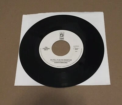 Garth Brooks Go Tell It On The Mountain US Jukebox Only 7” 45 - Image 1 of 2