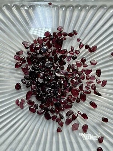 Garnet - 10 Pounds - Small Tumbled Chips - 100% Crystal -Grounding Clear Balance - Picture 1 of 6