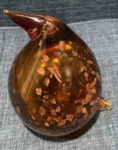 ART GLASS MURANO STYLE HAND BLOWN PUFFIN TOUCAN FIGURINE AMBER Brown BEAK 6” - Picture 1 of 9