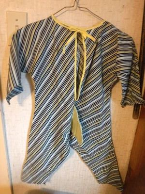 DE COLECCIÓN DRAGÓN Dinosaurio Algodón Halloween ~ Disfraz de Evento - Hecho a Mano Y Adorable Foto 1 de 4