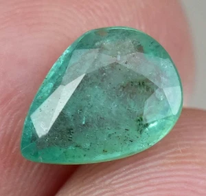 Unheated 100 % Natural Colombian Green Emerald 1.50 Ct Certified Pear Gemstone - Picture 1 of 6