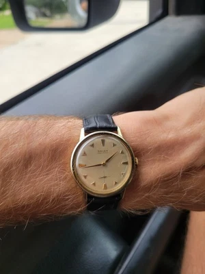 Reloj Pulsera Hombre Vintage Años 60 GRUEN Precisión Tono Dorado 17J Cuerda Manual Foto 1 de 3