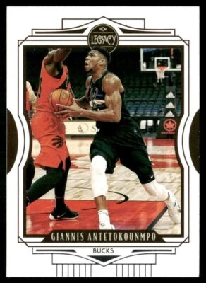2020-21 Panini Chronicles Giannis Antetokounmpo #689 *B* - Image 1 of 2