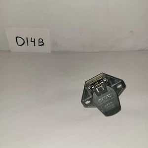 NEW Phillips 15-720 Zinc Die-Cast Wire Insertion Socket 7-Way SAE J560 - Picture 1 of 6