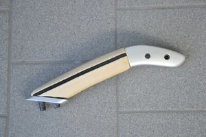 Ferrari FF F151 Griff Mittelkonsole Leder rechts RH Handle Center Console Beige - Bild 1 von 2