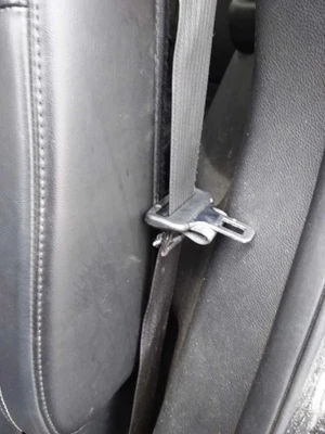 DURANGO   2017 Seat Belt Rear 3051183 - Imagem 1 de 4