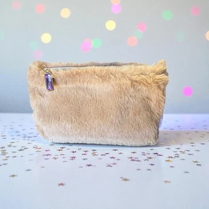 November 2025 Ipsy Glam Tasche Neu ohne Karton 5 x 7" - nur Tasche - Bild 1 von 24