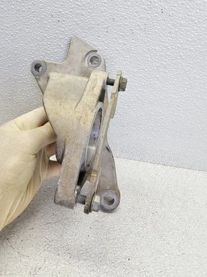 2013-2018 NISSAN ALTIMA RH PASSENGER CV AXLE CARRIER BEARING SUPPORT BRACKET OE  - Image 1 of 4