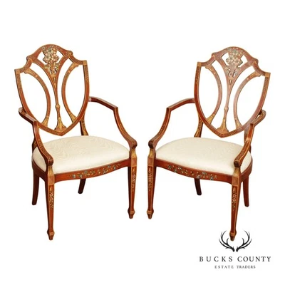 Par de Sillones Casa Stradivari Pintados Estilo Hepplewhite Escudo Trasero Foto 1 de 4