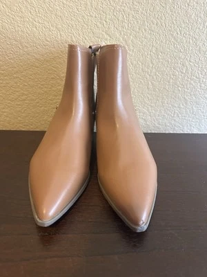 100$ Liz Claiborne 9.5 Med Marrón Botas Miel Jengibre Botines Acento Dorado LEER Foto 1 de 4