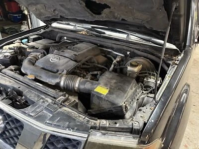 Bomba de dirección asistida usada se adapta a: Nissan Pathfinder 2006 6 cilindros grado C Foto 1 de 4