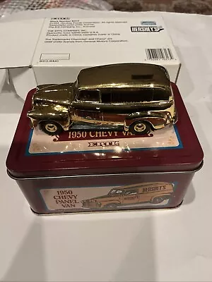 ERTL Hershey's 1950 Chevy Van 100 Aniversario Die Cast Gold De colección Nuevo en Estaño Foto 1 de 3