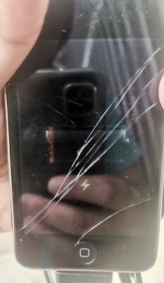 apple ipod touch 2nd generation A1288, 8 Gb (needs new battery) - Imagen 1 de 3