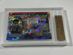 1/1 GIANNIS ANTETOKOUNMO 2021-22 LEAF METAL SO MONEY CRYSTAL AUTO SLABBED - Picture 1 of 2