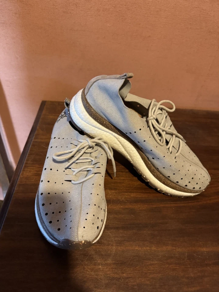 Женские кроссовки OTBT Alstead размер 7,5 серые бежевые серебристые туфли - Изображение 1 из 4