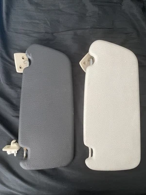 Juego de parasoles izquierdo y derecho Volvo 240 par negro blanco 92 OEM Foto 1 de 4