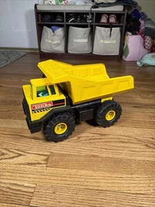 Vintage 1993 Tonka Mighty Diesel Yellow Metal Dump Truck - Made in USA - Picture 1 of 10