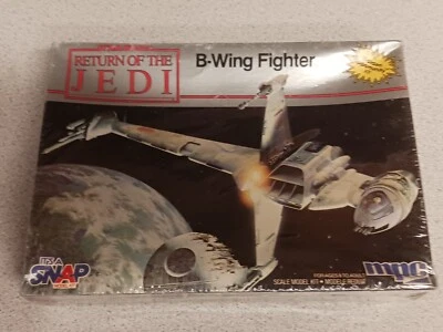 MPC Star Wars Return of the Jedi Vintage B-Wing Fighter 1983 Snap Model Kit - Image 1 of 4