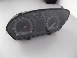 Tacho Kombiinstrument 6Y0920882E Skoda Fabia 2006 1.4 TDI BNM - Bild 1 von 2