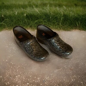 Dansko XP Clogs Women's Sz 40 Gray Black Shoes Leather Slip On   9 US - Picture 1 of 6