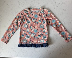Girls Swim Shirt Ruttle Butt - Picture 1 of 3