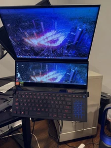 ASUS ROG Zephyrus Duo 16 GX650PY Ryzen 9 7945HX 32GB 5.5TB SSD Dual Screen 240Hz - Picture 1 of 5