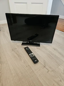 Bush LED24265DVDCNTD 24" Smart LED TV DVD Combi Freeview with Remote Control - Picture 1 of 7