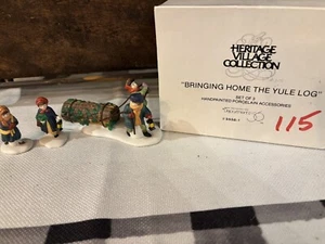 Dept56 Dickens Village Bringing Home The Yule Log Set Of 3 # 5558-1 EUC - Picture 1 of 7