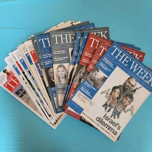 THE WEEK Magazine Lot Of 17 2009 - Picture 1 of 3