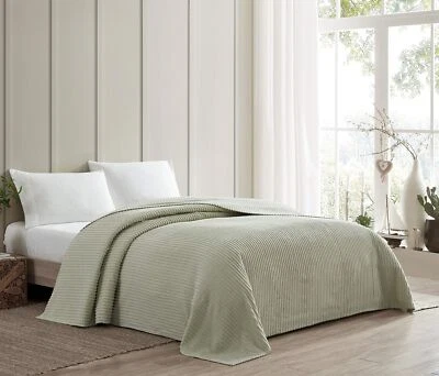 Beatrice Home Fashions Channel Chenille Bedspread, Full, Sage - Image 1 of 4