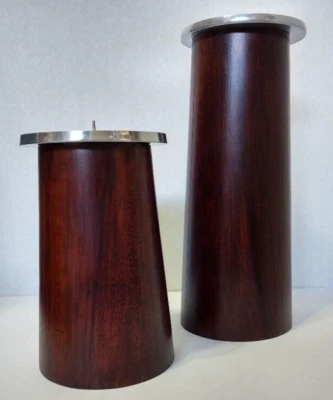 Juego de 2 candelabros de pilar de madera Pottery Barn Paxton danés de aspecto moderno Foto 1 de 4