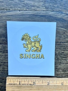 SINGHA BIER AUFKLEBER Brauen Taiwan Brauerei Wasserflasche Aufkleber Snowboard - Bild 1 von 1
