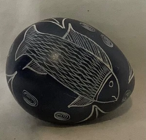 Vintage Hand Carved Inuit Soapstone Egg Etched Fish Floral Motif - Picture 1 of 4